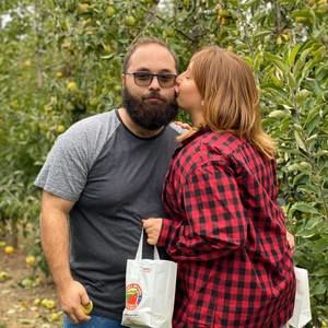 Meet your Posher, Faith-ann